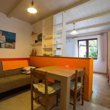 Oberhalb Voloscas Gelegene Moderne Opatija